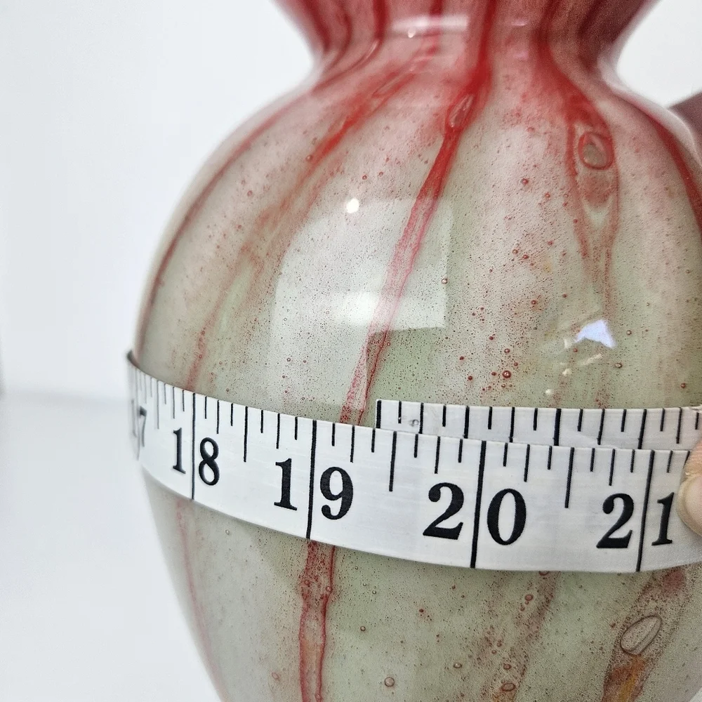 Vintage Fifth avenue crystal blown artglass Vase